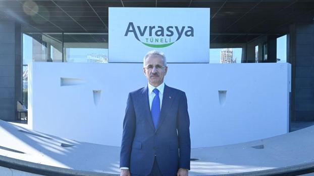Bakan Uraloğlu: 9,5 milyon farklı araç Avrasya Tüneli'ni kullandı