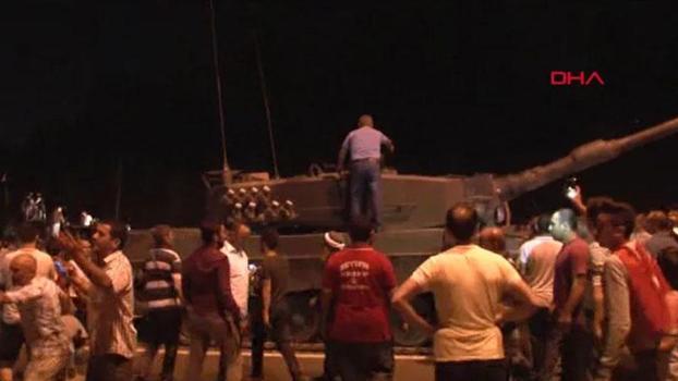 15 Temmuz darbe girişimi genç gazetecilerin manşetleriyle hatırlanacak