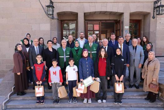 Sağlıklı Nesil Sağlıklı Gelecek Yarışması'nda dereceye girenler ödüllendirildi