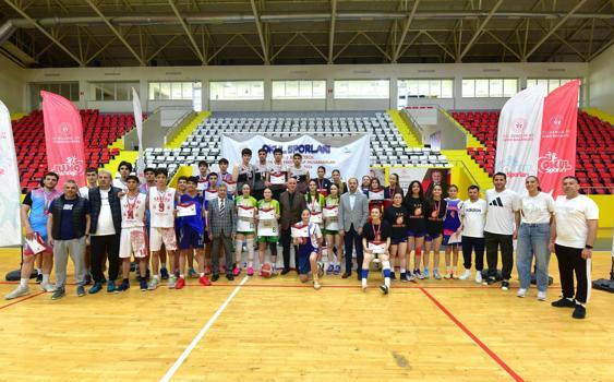 Basketbol grup müsabakaları Osmaniye’de tamamlandı