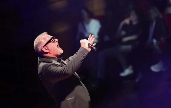 Luca Minnelli İzmir'de büyüledi