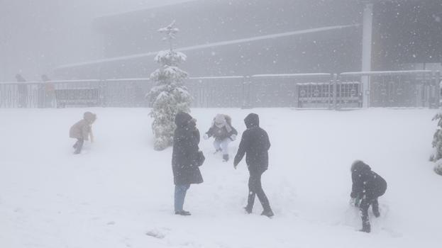 Kartepe, mayıs ayında beyaza büründü