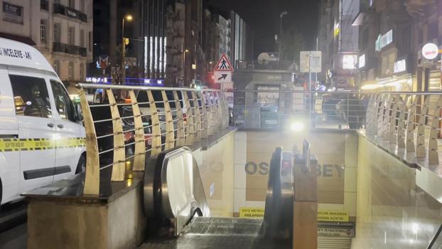 Metro istasyonunda raylara düşerek hayatını kaybetti