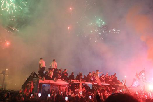 Süper Lig'e yükselen Amed Sportif Faaliyetler, Diyarbakır'da coşkuyla karşılandı