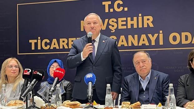 Emniyet Genel Müdürü Fidan'a, valilik yaptığı Nevşehir’de veda yemeği