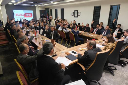 Başkan Karslıoğlu güven tazeledi
