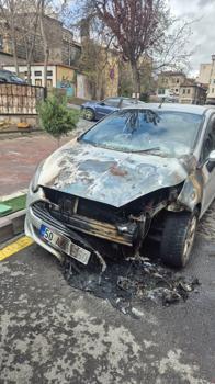 Nevşehir'de park halindeki otomobil yandı