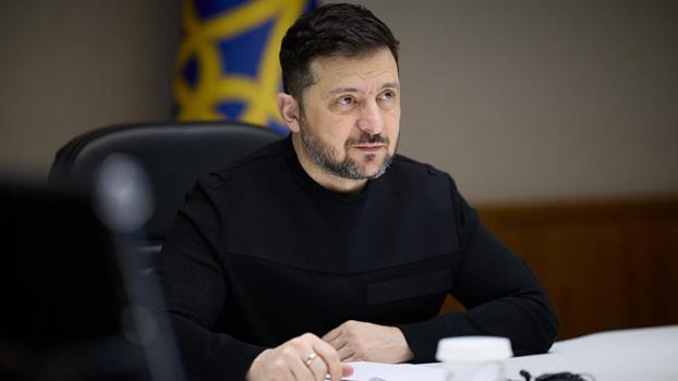 Zelenskiy, 6 Mayıs’tan itibaren geçici ateşkes ilan ettiklerini duyurdu
