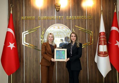Rektör Özkan Kemer'de ziyaretler gerçekleştirdi