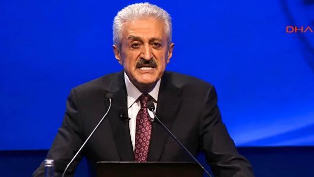 Mehmet Ali Aydınlar, olağanüstü seçimli genel kurulda Fenerbahçe başkanlığına aday olmayacağını açıkladı