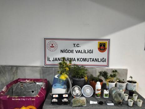 Ulukışla’da uyuşturucu operasyonu; 2 gözaltı