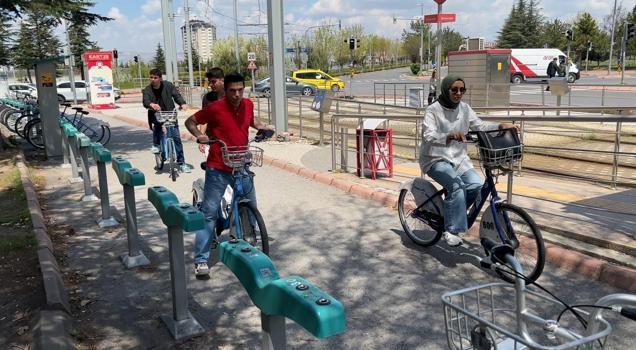 KAYBİS’e öğrencilerden tam not