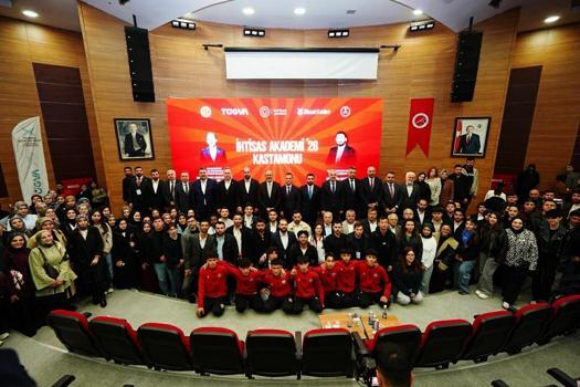 Kasapoğlu: Mutluluğun yolu üretmekten geçiyor