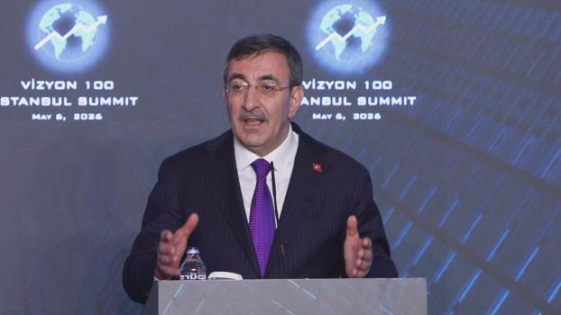 Cevdet Yılmaz: Türkiye, dünyanın bağlantı noktası konumunda olan bir ekonomidir