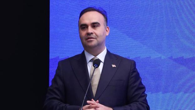 Bakan Kacır: Türkiye 2027'de kendi milli hibrit roket motorunu ateşleyerek Ay'a erişen ülke olacak