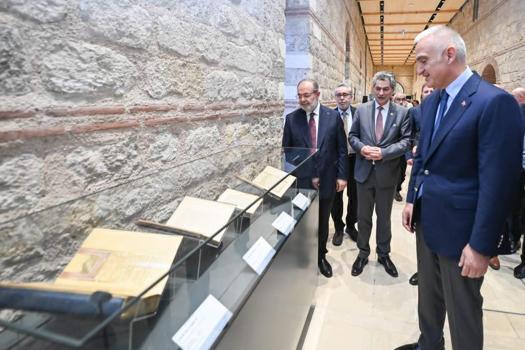 Bakan Ersoy, 'Şakâ'ik-ı Nu'mâniyye Çeviri ve Zeyilleri Projesi'nin açılış törenine katıldı