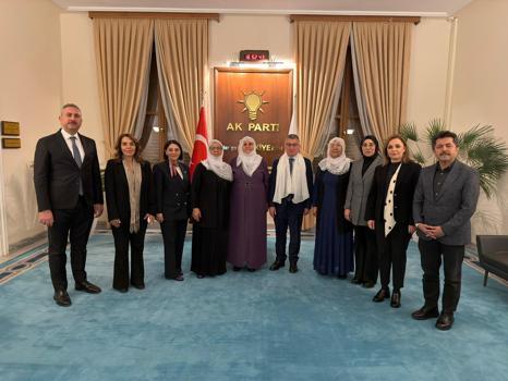 'Barış Anneleri'nden AK Parti'ye ziyaret