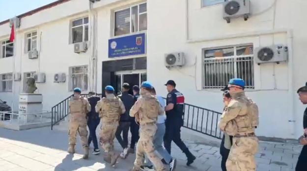 Diyarbakır ve Mersin'de uyuşturucu operasyonu; 90 gözaltı
