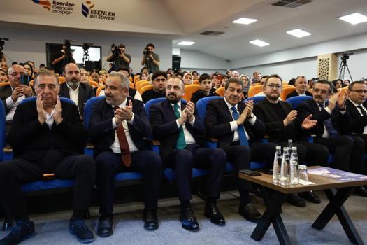 Faruk Acar, Bağımlılıkla Mücadelede Medyanın Rolü' paneline katıldı