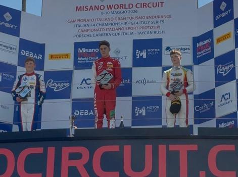 Alp Hasan Aksoy, Misano’daki Formula sahnesinde İstiklal Marşı'nı dinletti