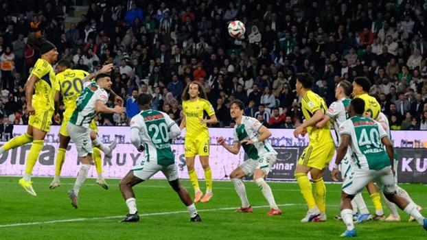 Fenerbahçe deplasmanda zorlanmadı