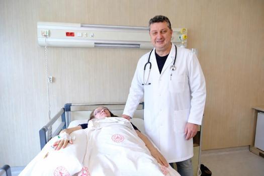 Ukraynalı hasta şifayı Mersin Şehir Hastanesi’nde buldu