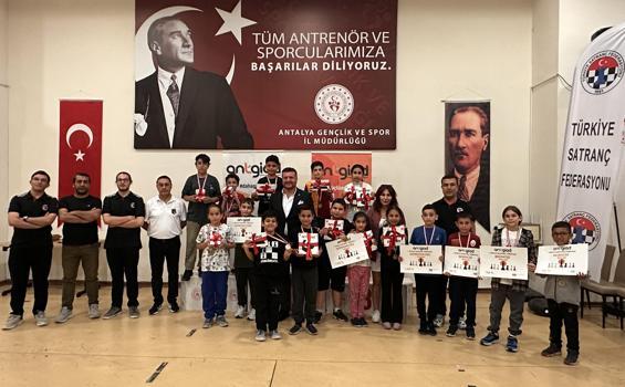 ANTGİAD 2. Ödüllü Satranç Turnuvası büyük heyecana sahne oldu