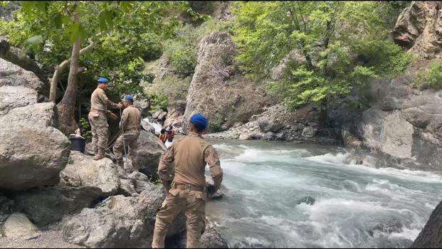 Dereye düşerek kaybolan 9 yaşındaki çocuğun cesedi bulundu