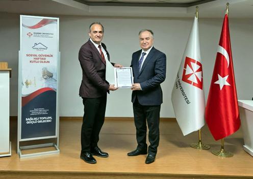 SGK'dan Başkent Üniversitesi Adana Dr. Turgut Noyan Uygulama ve Araştırma Merkezi'ne teşekkür belgesi