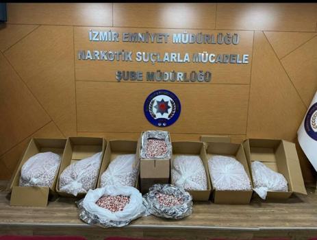 İzmir'de 11 milyon 904 bin 456 sentetik hap ele geçirildi