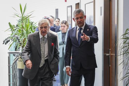 Özgür Özel, Rahmi  Koç ve Ali Koç'u kabul etti
