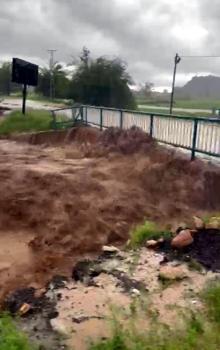 Kahramanmaraş'ta dereler taştı, tarım arazileri su altında kaldı