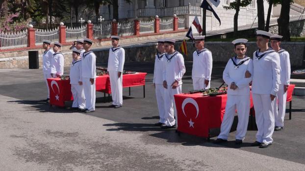 İstanbul Boğaz Komutanlığı'nda engelli bireyler için temsili askerlik töreni