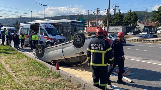 Kocaeli'de otomobil takla attı: 2 yaralı