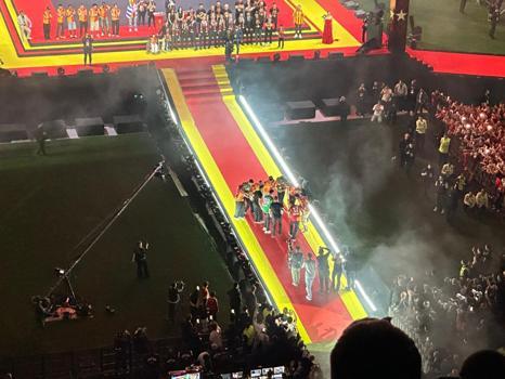 Şampiyon Galatasaray kupasına kavuştu
