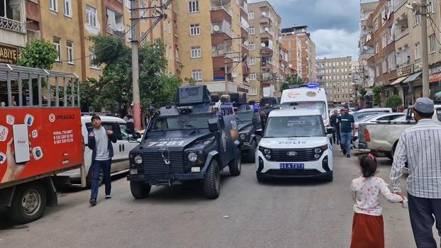 Diyarbakır'da tekme ve yumruklu kavga; 3 yaralı