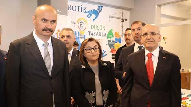 Bakan Şimşek: Teknoloji bizim için kritik bir alan