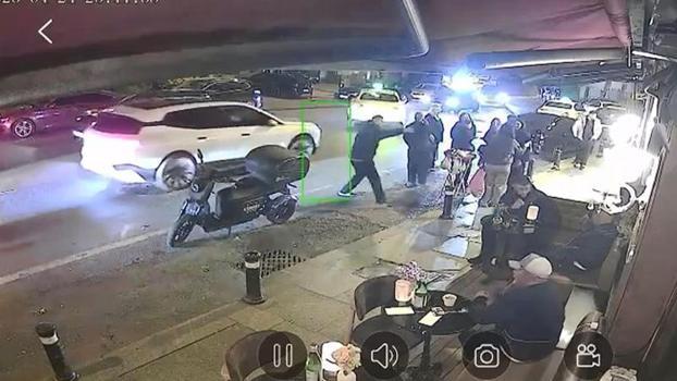 Bebek’te iş insanın restoranına silahlı saldırı; müşteriler panikle kaçtı saldırgan yakalandı