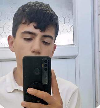 Serinlemek için girdiği şelalede boğuldu