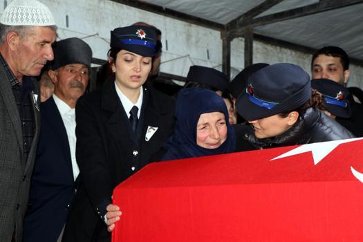 Şehit polis Koç için Van'da tören düzenlendi (2)
