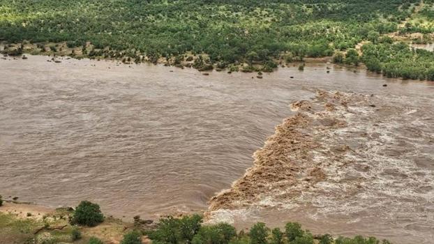 Güney Afrika'da sel nedeniyle hayatını kaybedenlerin sayısı 18'e yükseldi