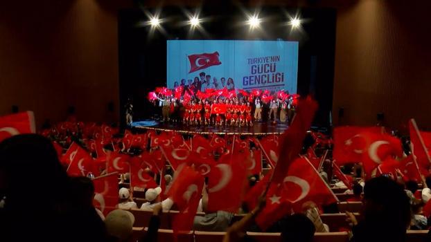 Atatürk Kültür Merkezi'nde 19 Mayıs coşkuyla kutlandı