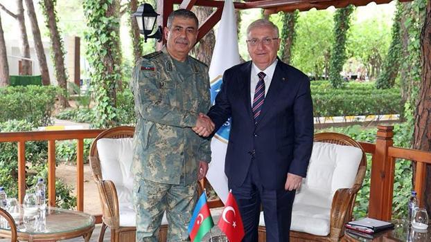 Bakan Güler, Azerbaycanlı mevkidaşı Hasanov ile görüştü