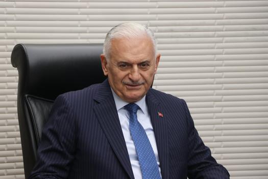 Binali Yıldırım: Dilde, işte, fikirde birlik diyoruz
