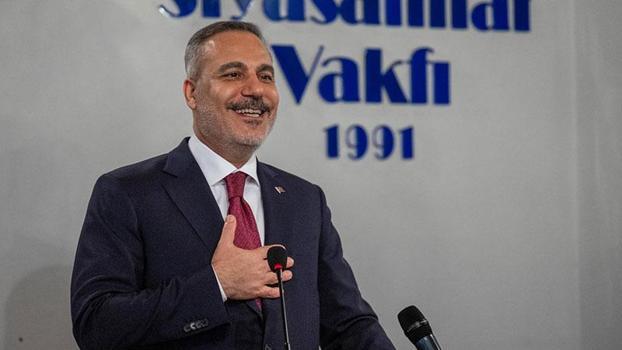 Bakan Fidan, Siyasallılar Vakfı'nı ziyaret etti