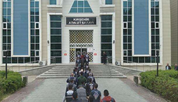Kırşehir merkezli siber dolandırıcılık operasyonu: 18 tutuklama