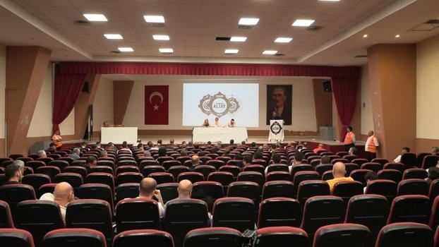 Altay'da başkan adayı aranıyor