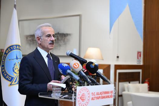 Bakan Uraloğlu: Hava yollarında hedefimiz 270 milyon yolcu