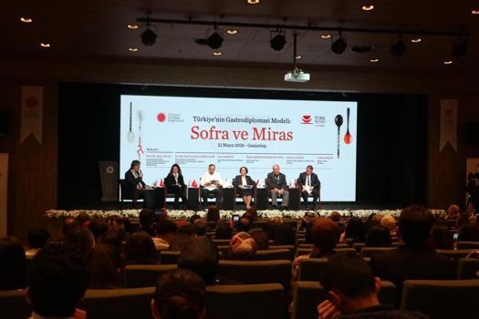 Türk Mutfağı Haftası ‘Bir Sofrada Miras’ temasıyla Gaziantep’te başladı