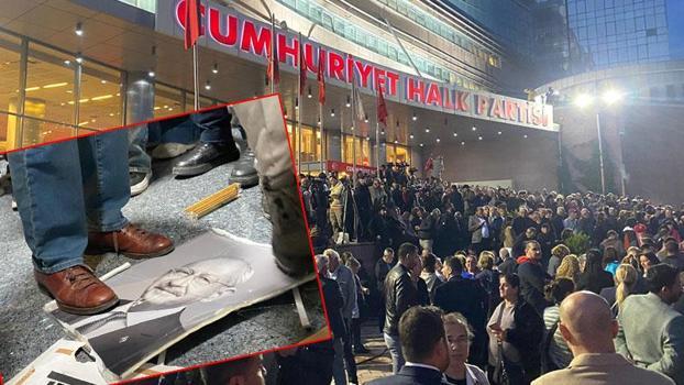 CHP’liler 'mutlak butlan' kararı sonrası genel merkezde toplandı